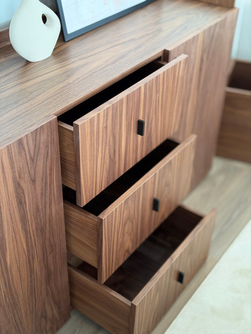SIDEBOARD 220 IN AMERICAN WALNUT