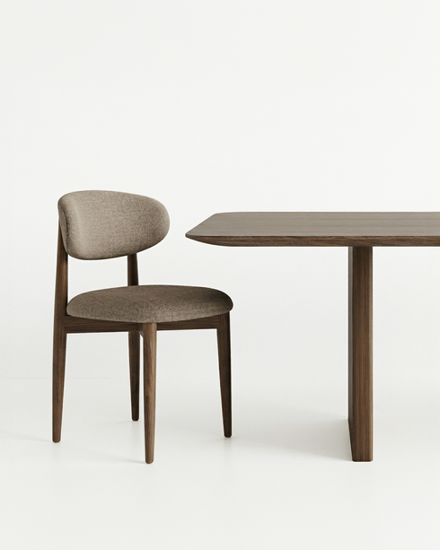 CHELSEA CHAIR
